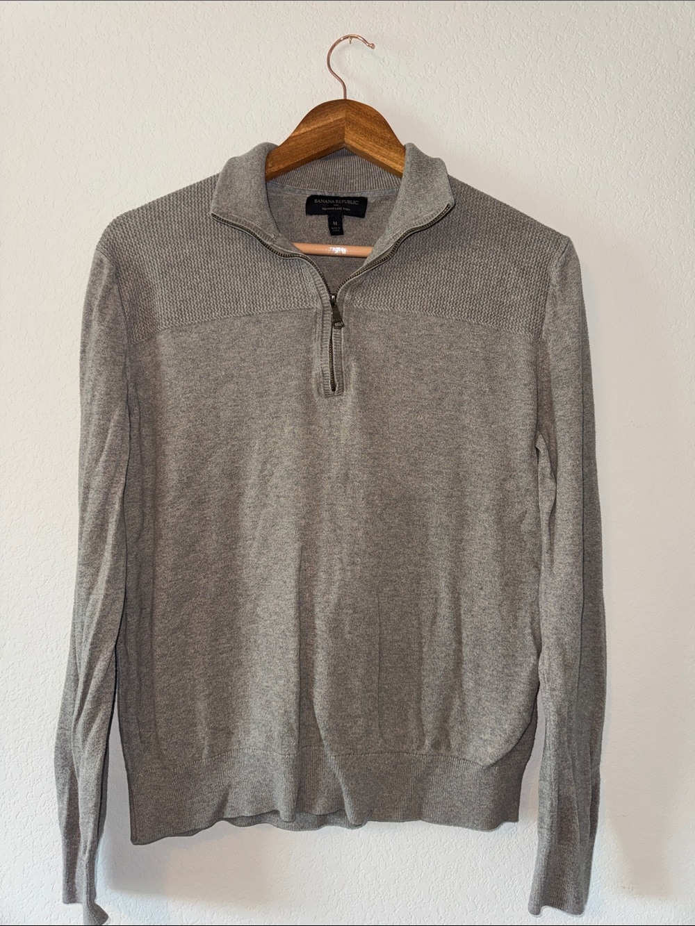 Medium Banana Republic Men's Heather Gray Quarter-Zip Sweater